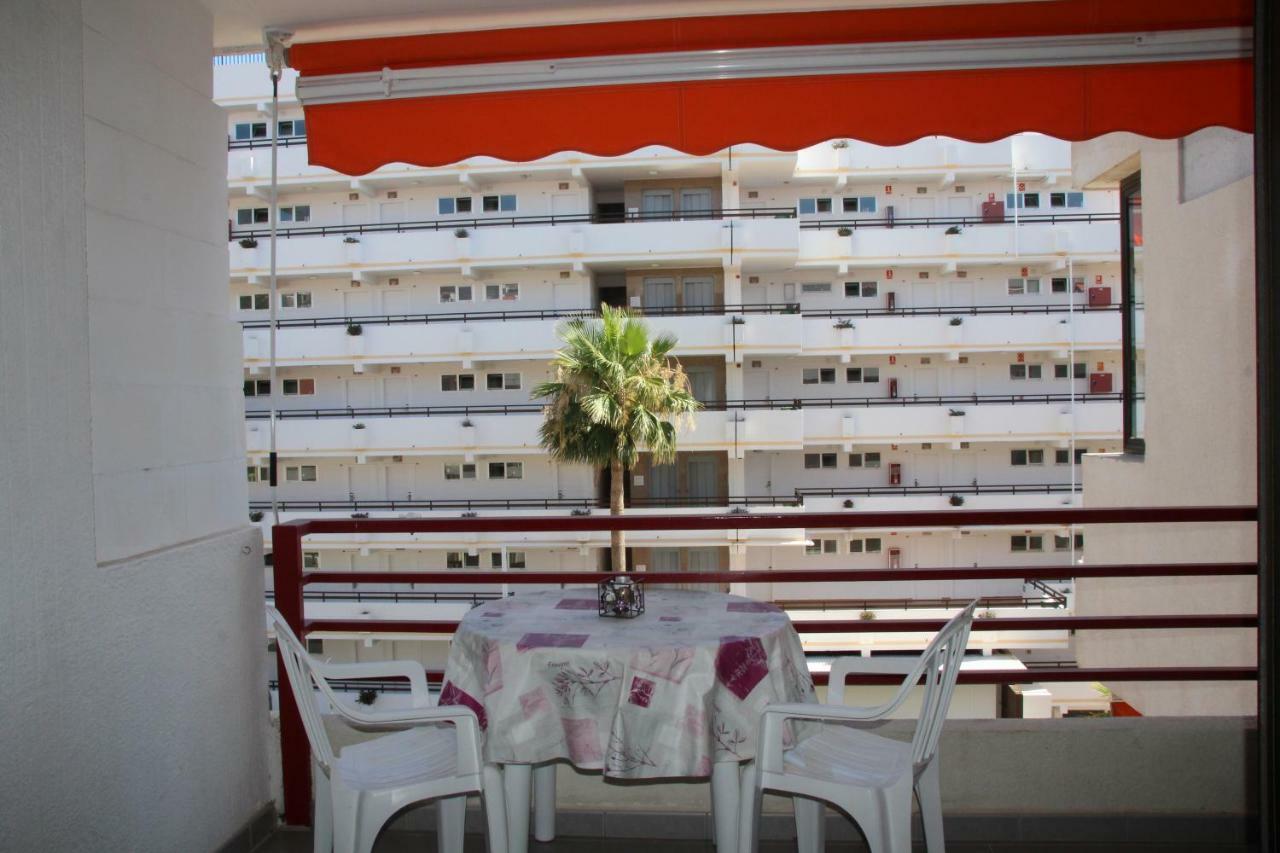 Holiday In Tenerife Playa de las Americas  Bagian luar foto