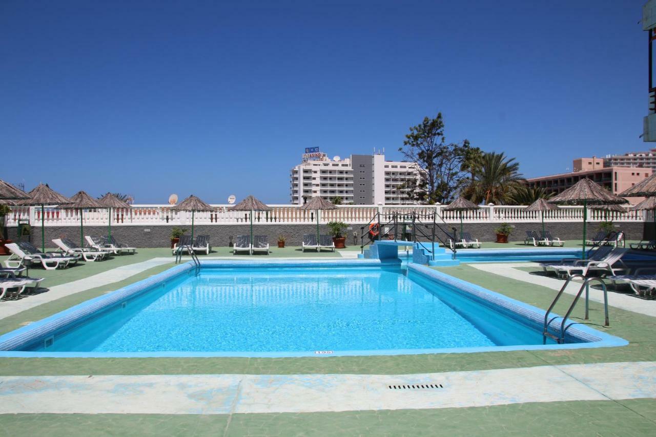 Holiday In Tenerife Playa de las Americas  Bagian luar foto